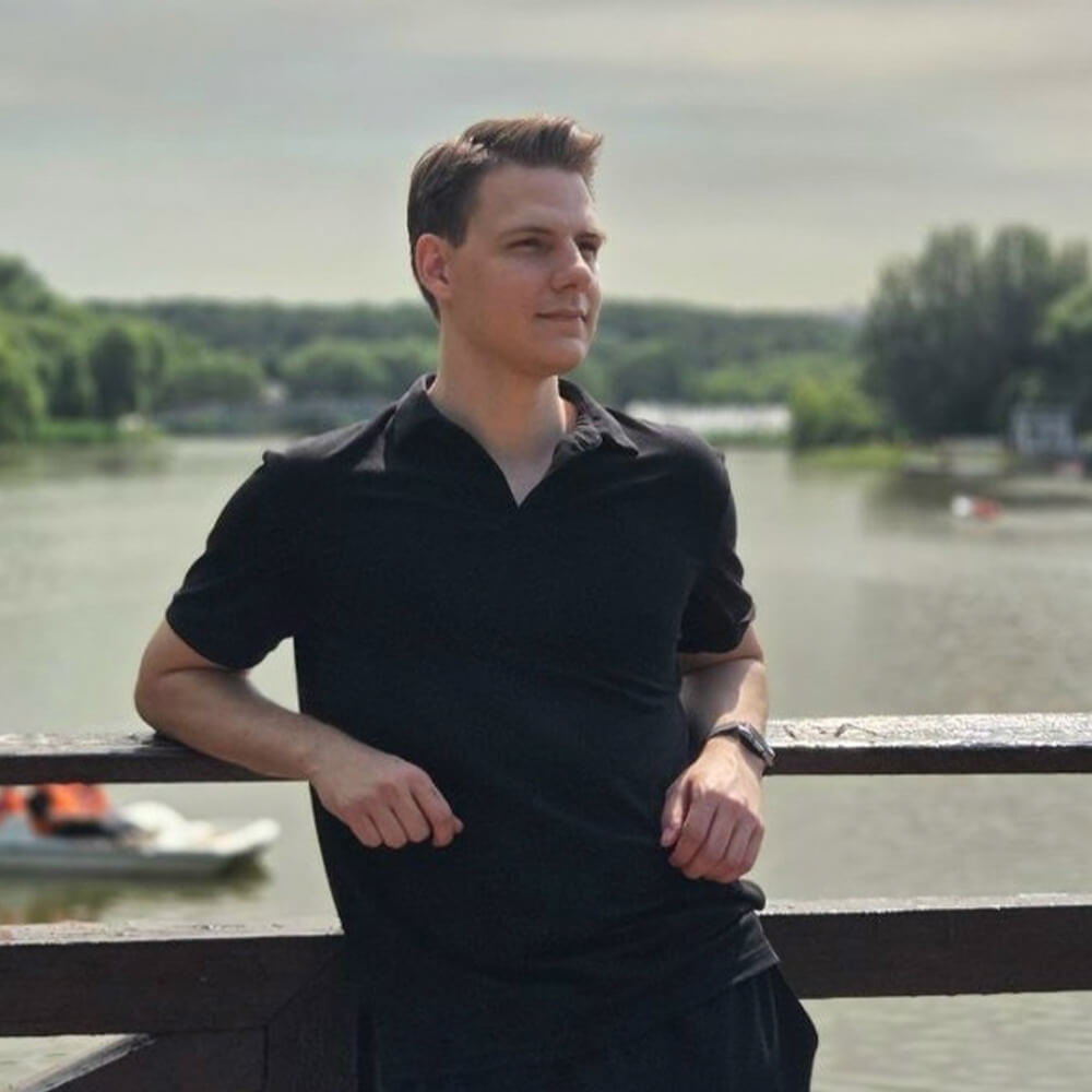 Данила Печатнов